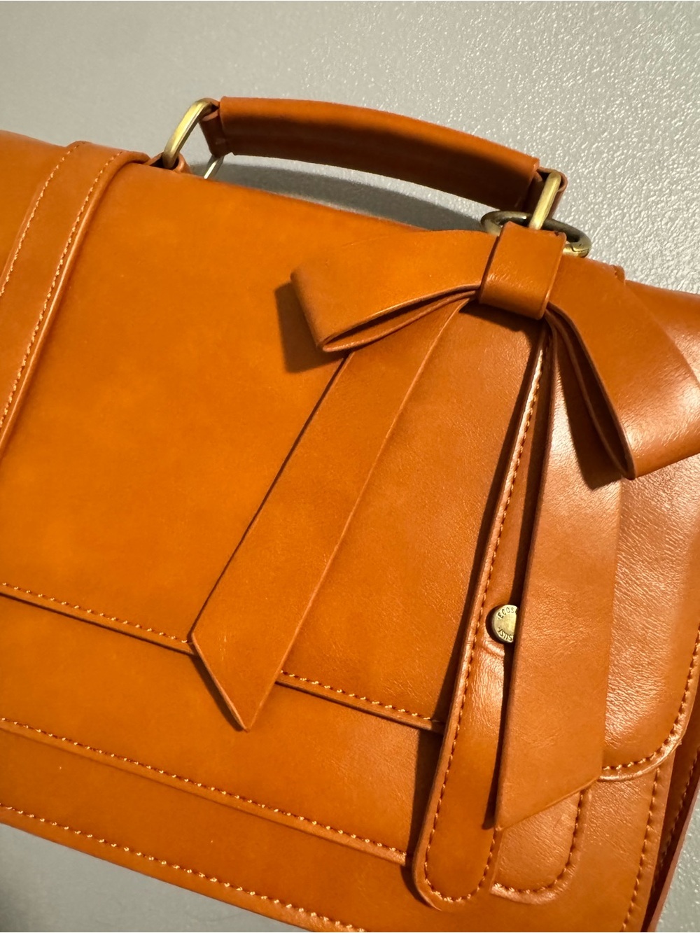 Ecosusi Structured Bow-Accent Satchel Bag in Tan - Picture 3 of 9